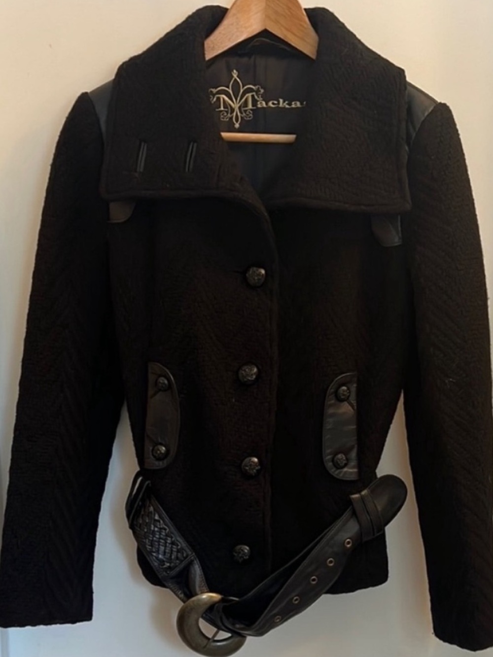 Mackage • Women’s M • Teddy Jacket with Leather Accents & Belt • Black